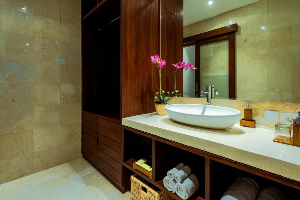 Sanata Luxury Villa Canggu  Exterior photo