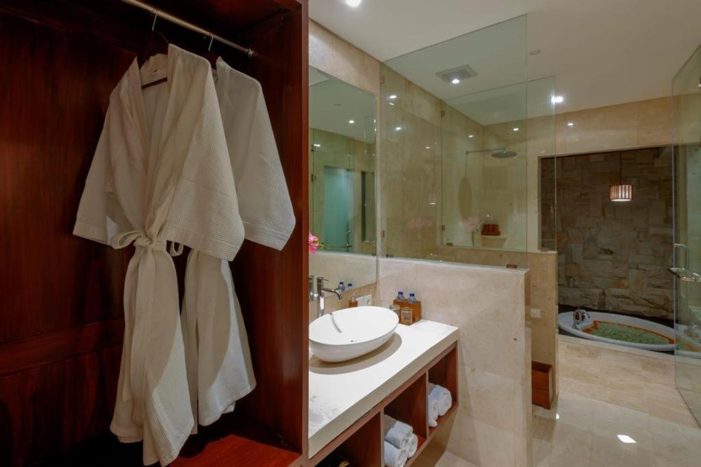 Sanata Luxury Villa Canggu  Exterior photo